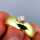 Schöner eleganter Bandring in 750 Gold mit einem funkelnden Solitär Diamanten
