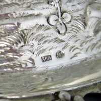 Silberne Schale mit durchbrochenem Dekor