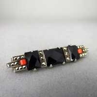 Elegant Art Deco silver brooch with onyx and coral Martin...