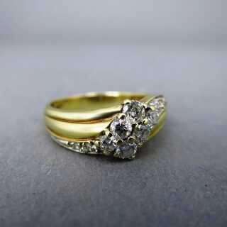 Wunderschöner Damen Band Ring in Gold mit zahlreichen funkelnden Brillanten 