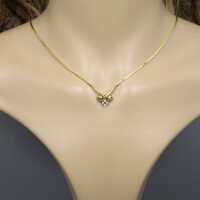 Enchanting gold necklace in 14ct gold set with 0.08 ct diamonds