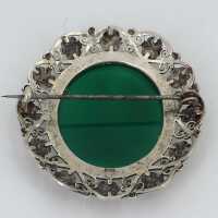 Magnificent Art Nouveau brooch with cloverleaf decoration set with large agate
