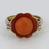 Rare gold ring with magnificent Mediterranean coral...