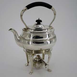 Unique teapot from the Goldsmiths & Silversmiths Company around 1900