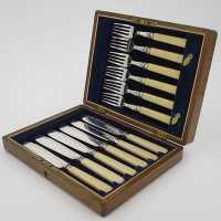 Rare fish cutlery for 6 people with original oak box...