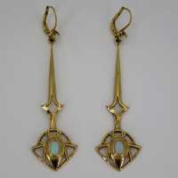Pair of Art Nouveau earrings in 9 ct. Gold with beautiful opals