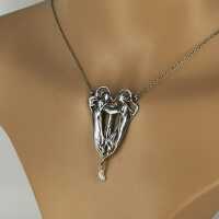 Art Nouveau necklace in silver with a baroque pearl...