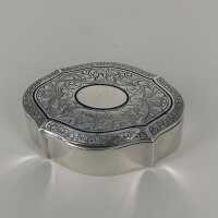Oval Art Nouveau tin in silver by Martin Mayer / Mainz