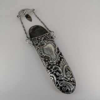Glasses case in silver and leather with Chatelaine belt clip from 1911