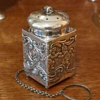 Rare tea infuser in sterling silver from America around 1900
