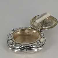 Art Nouveau pocket ashtray in solid silver around 1905