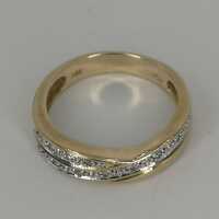 Schöner Damen Ring in Flechtoptik in 585/- Gold mit Brillanten