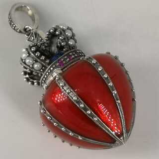 Pendant in silver set with gemstones and pearls in Fabergé style