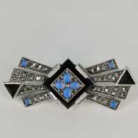 Art Deco brooch in silver with opals and onyx