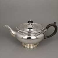Teekanne in Sterling Silber aus London 1886