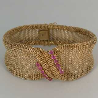Herrliches elegantes Gold Mesh Armband in 750er Gold mit pinken Saphiren