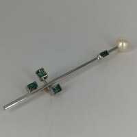 Modern pin brooch in white gold with tourmaline and South...