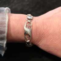 Floral Art Nouveau bracelet in silver 835 / -