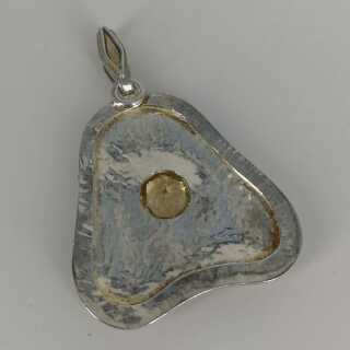 Art Nouveau pendant in silver set with a citrine