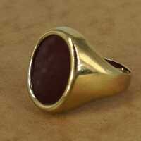 Magnificent mens seal ring in gold with a large unengraved carnelian