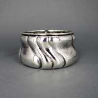 Antike godronierte Schale in Silber