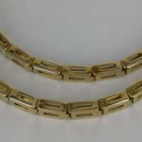 Exceptionally elegant gold necklace from 1970