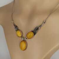 Magnificent necklace in silver with three amber cabouchons