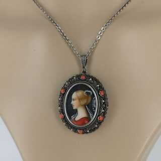 Pretty medallion in silver with miniature painting and coral