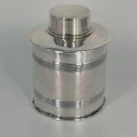 Cylindrical tea caddy in solid silver from Birmingham 1909