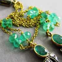 Prächtiges Art Deco Collier mit Smaragden und Diamanten