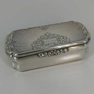 Rare snuffbox in silver and gold around 1730