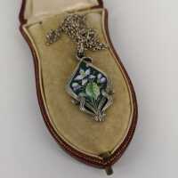 Rare medallion in silver and colored enamel with chain from Art Nouveau