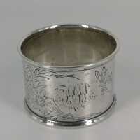 Art Nouveau napkin ring in silver with flower and dragonfly decor