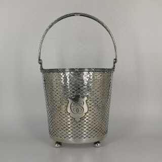 Ice bucket in sterling silver by Meriden Britannia USA around 1920