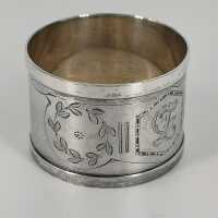 Art Nouveau napkin ring in silver with floral decor