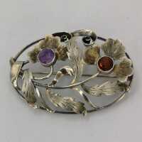 Beautiful Art Nouveau brooch in silver with amethyst and...