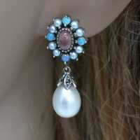 Beautiful stud earrings in silver with rose quartz, opals...