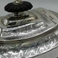 Antike Teekanne in Silber aus London 1806 von Solomon Hougham