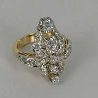 Prachtvoller Art Deco Spinnen Ring in Gold mit großen Brillanten