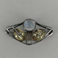 Art Nouveau Brooch in Gold and Platinum with Moonstone and Diamond