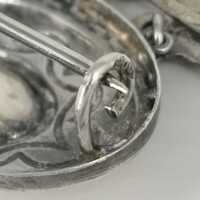 Brosche in Silber mit Amethyst im nordischen Design