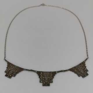 Art Deco necklace around 1930 in silver with geometric elements
