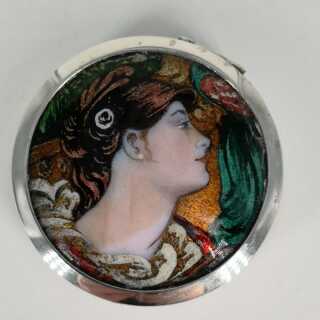 Art nouveau box in silver with finest enamel painting