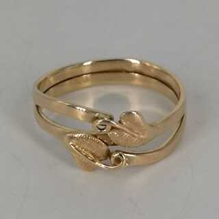 The Ivy in the Sign of Friendship- Ring in Rose Gold