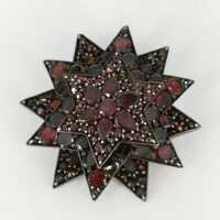 Rare Art Nouveau Brooch in Tombac with Bohemian Garnet Stones