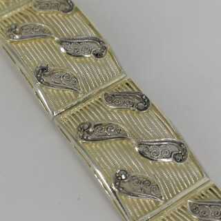 Filigree Art Deco ladies bracelet in silver with paisley decor and marcasites