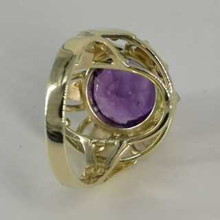 Vintage Ladies Ring in Gold with Large Amethyst Handcrafted