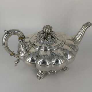 Antike Teekanne in Silber - Annodazumal Antikschmuck: Antike Teekanne in Silber online kaufen
