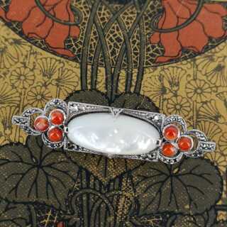 Antike Brosche in Silber mit Perlmutt - Annodazumal Antikschmuck: Art Deco Brosche in Silber mit Perlmutt und Koralle online kaufen  