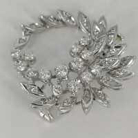 High Quality Diamond Brooch "Wreath of Flowers" in White Gold